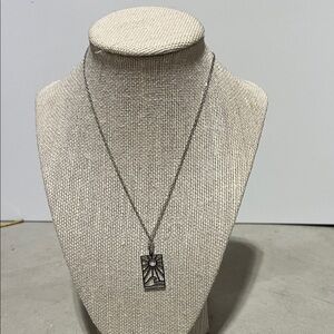 Elegant Silver Pendant Necklace